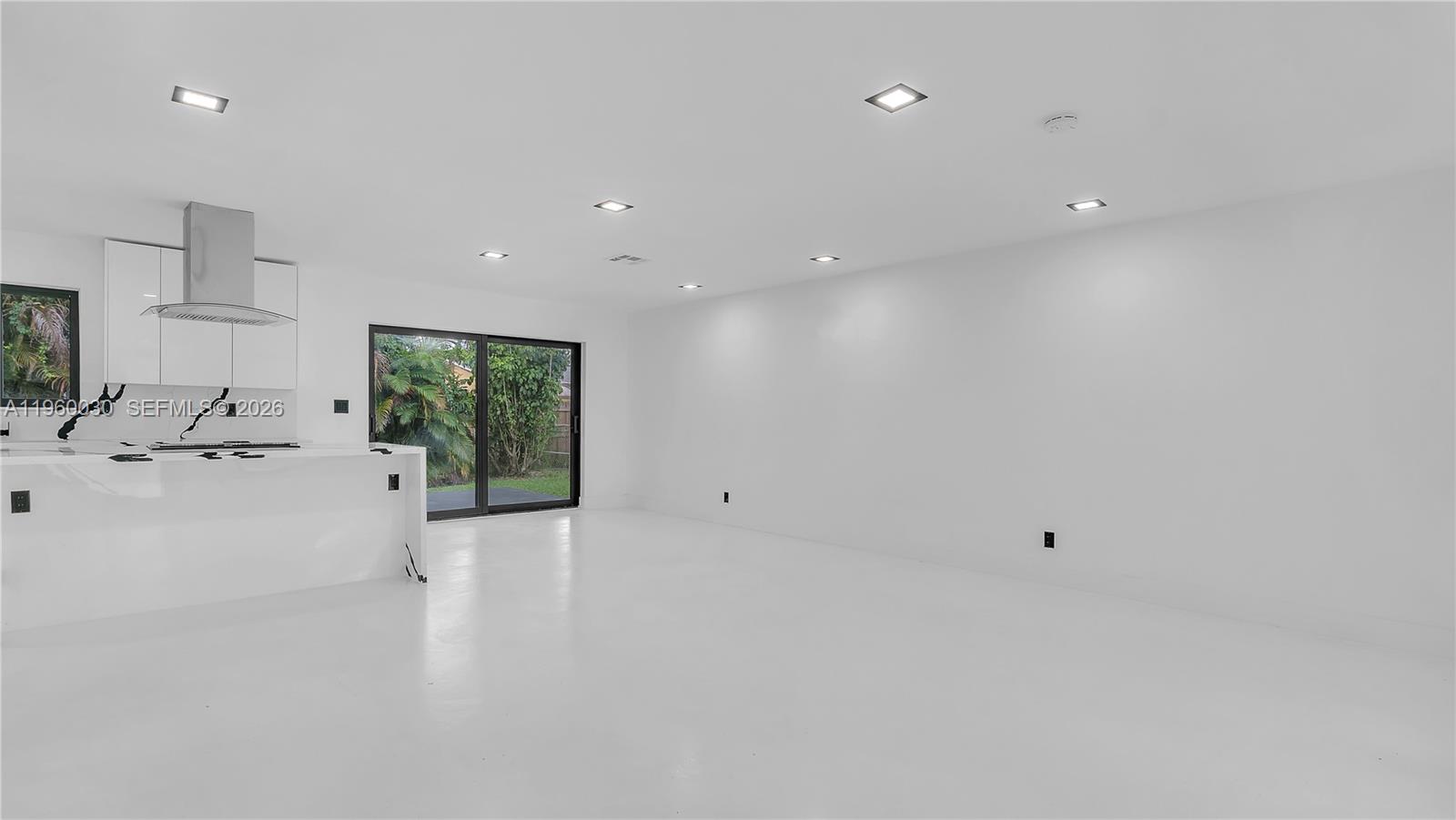 3810 3 / 2 1566 sq. ft. $ 2026-02-05 0 foto