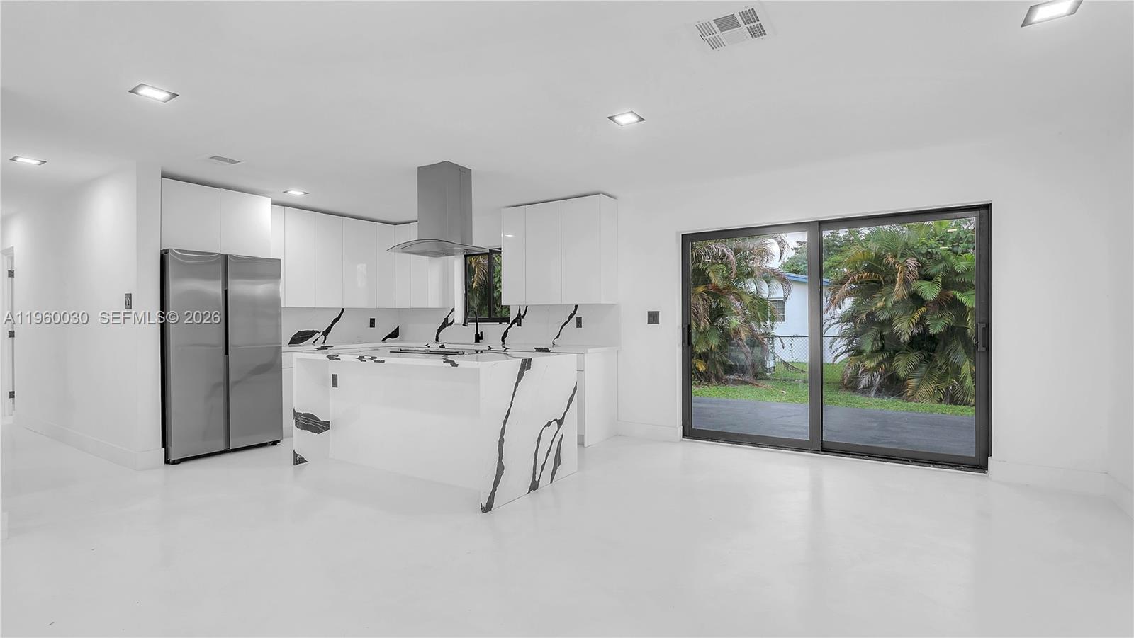 3810 3 / 2 1566 sq. ft. $ 2026-02-05 0 foto