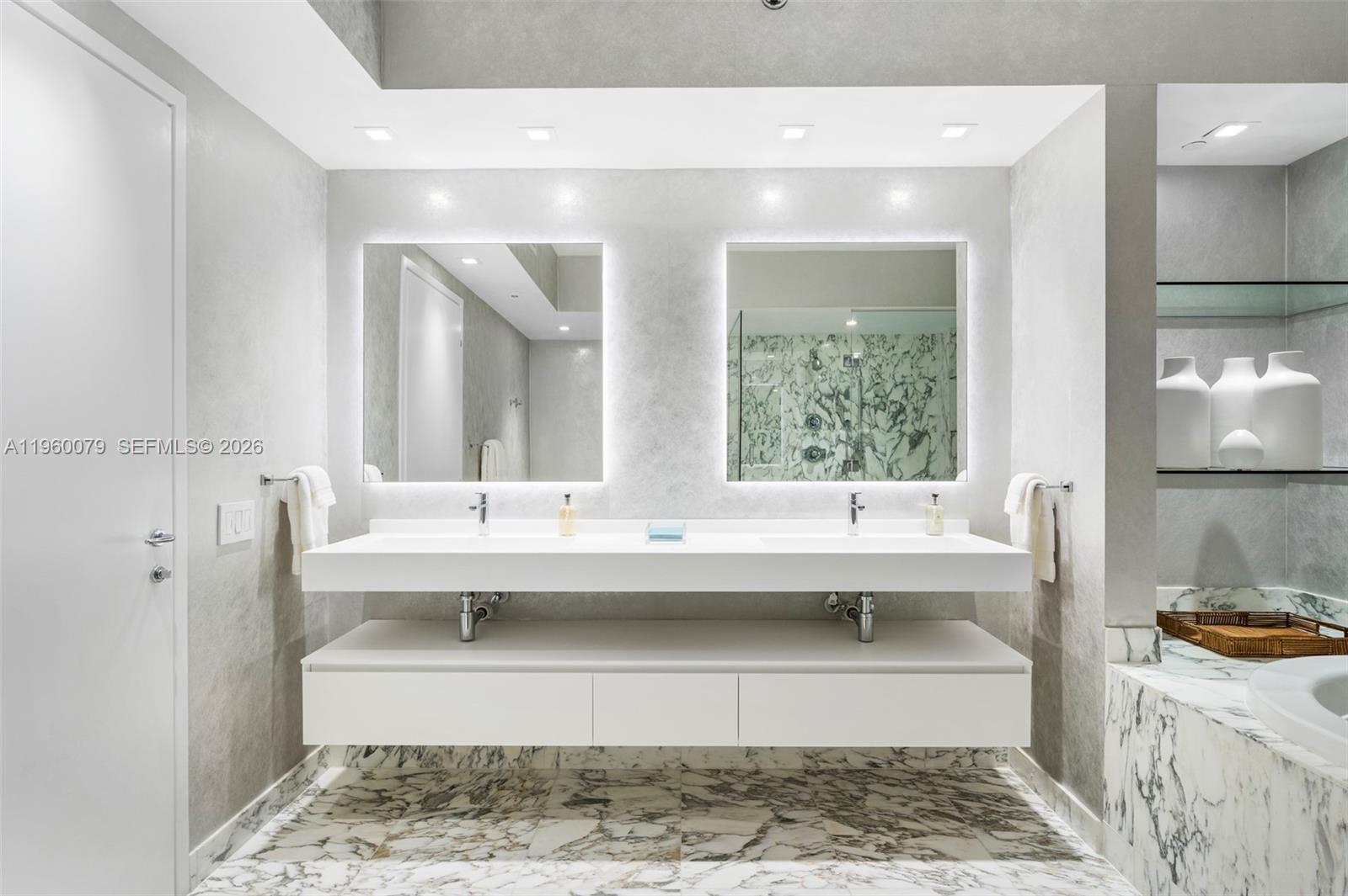 Photo of 450 Alton Rd  #2806, Miami Beach, Florida, 33139 - 