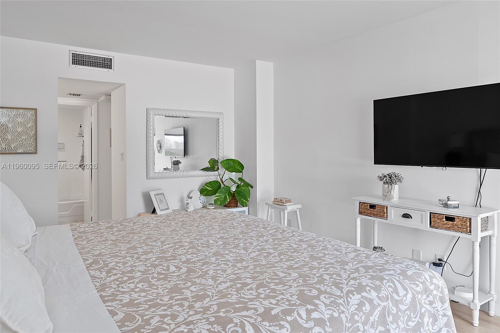 Photo of 20301 Country Club Dr #728, Aventura, Florida, 33180 -