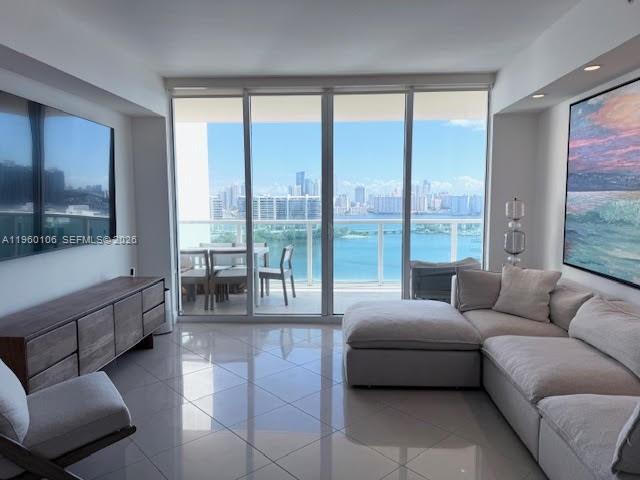 Photo of 3330 190th St  #1815, Aventura, Florida, 33180 - 