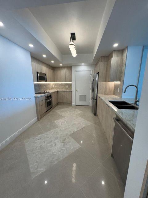 Photo of 3330 190th St  #1815, Aventura, Florida, 33180 - 