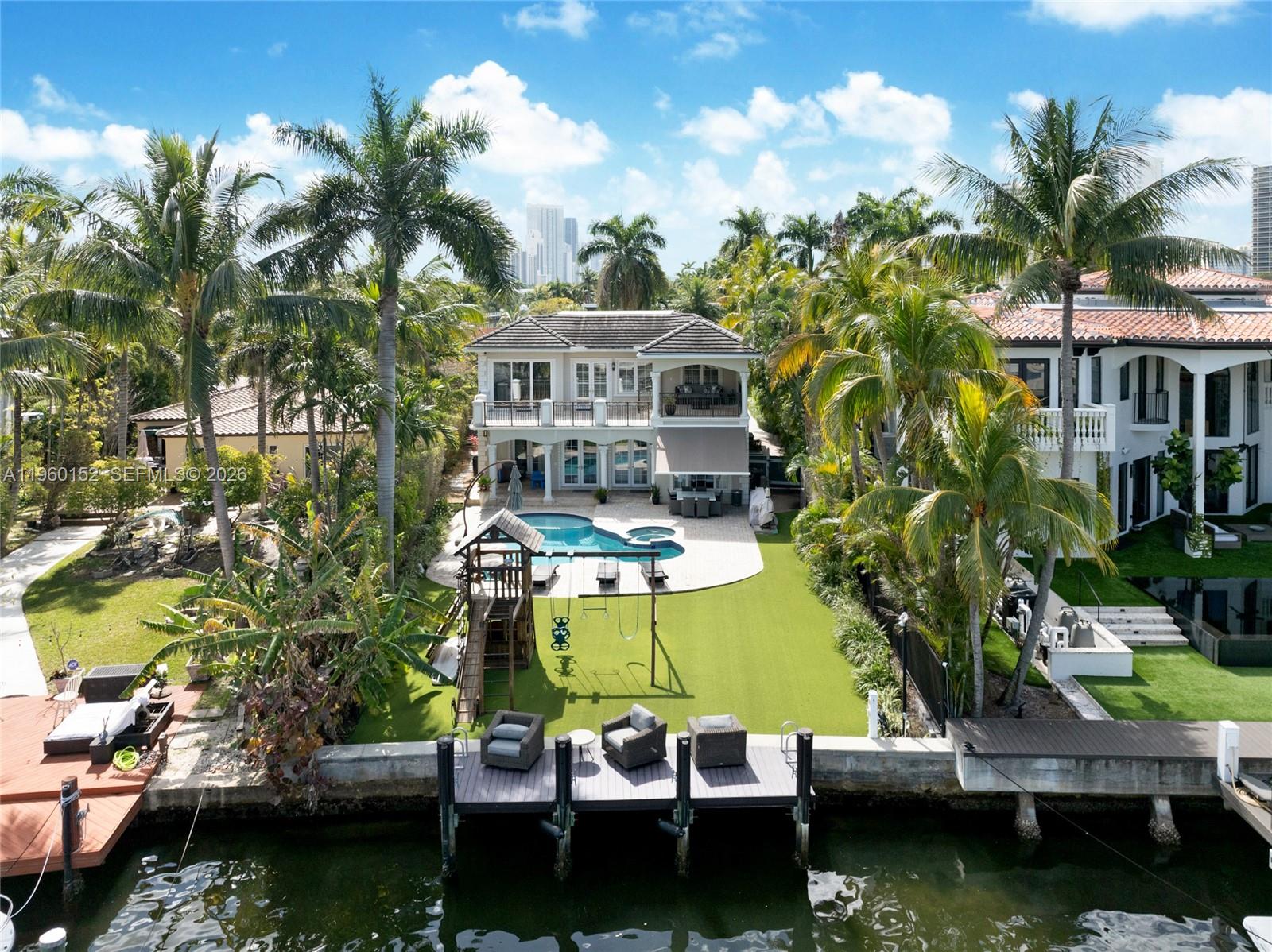 Photo of 520 Parkway (520), Golden Beach, Florida, 33160 -