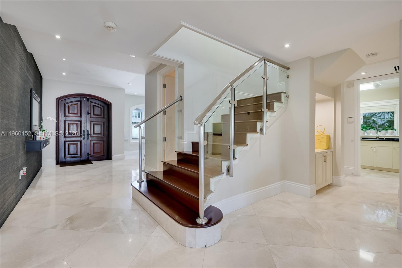 Photo of 520 Parkway (520), Golden Beach, Florida, 33160 -