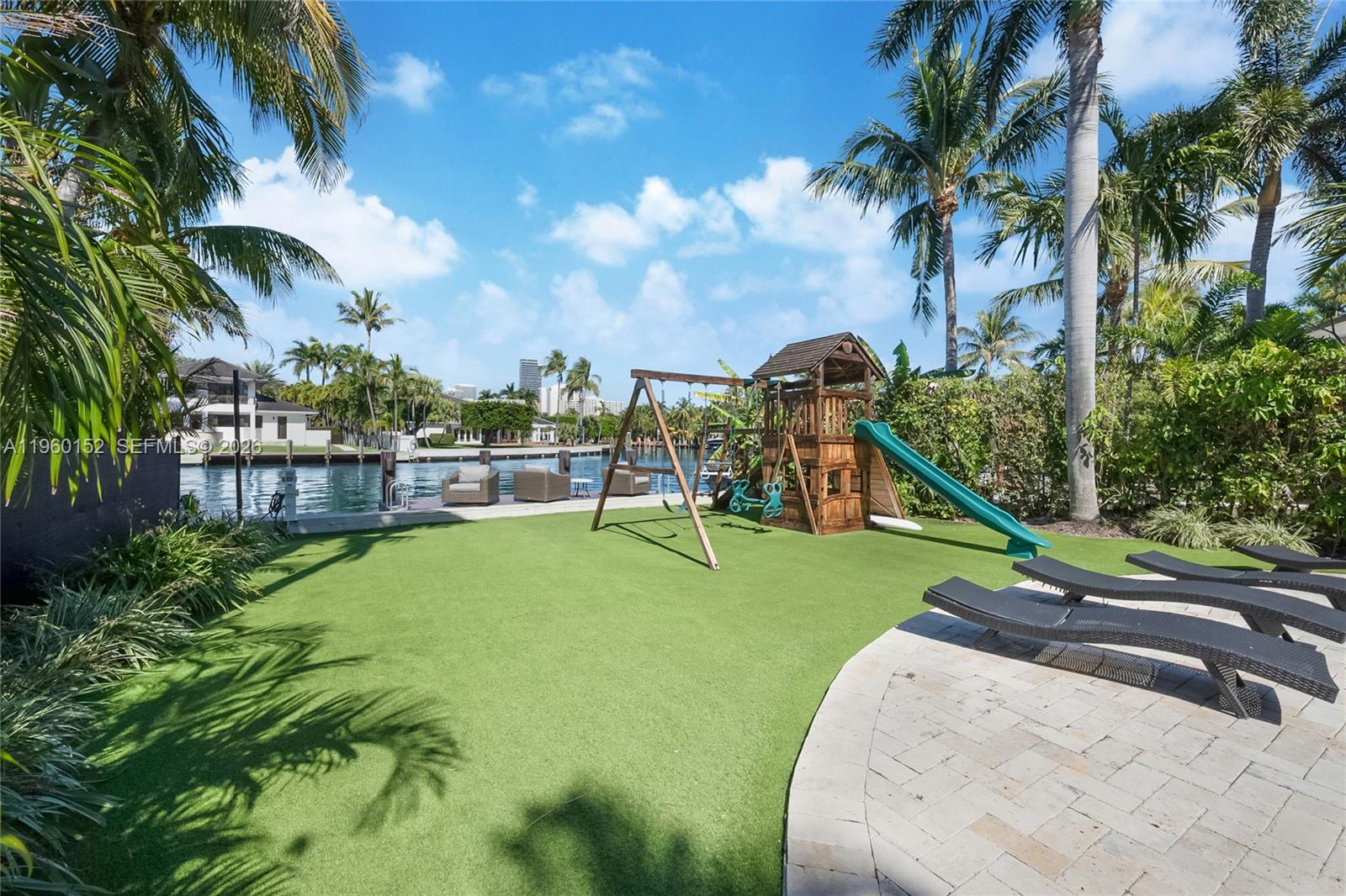 Photo of 520 Parkway (520), Golden Beach, Florida, 33160 -