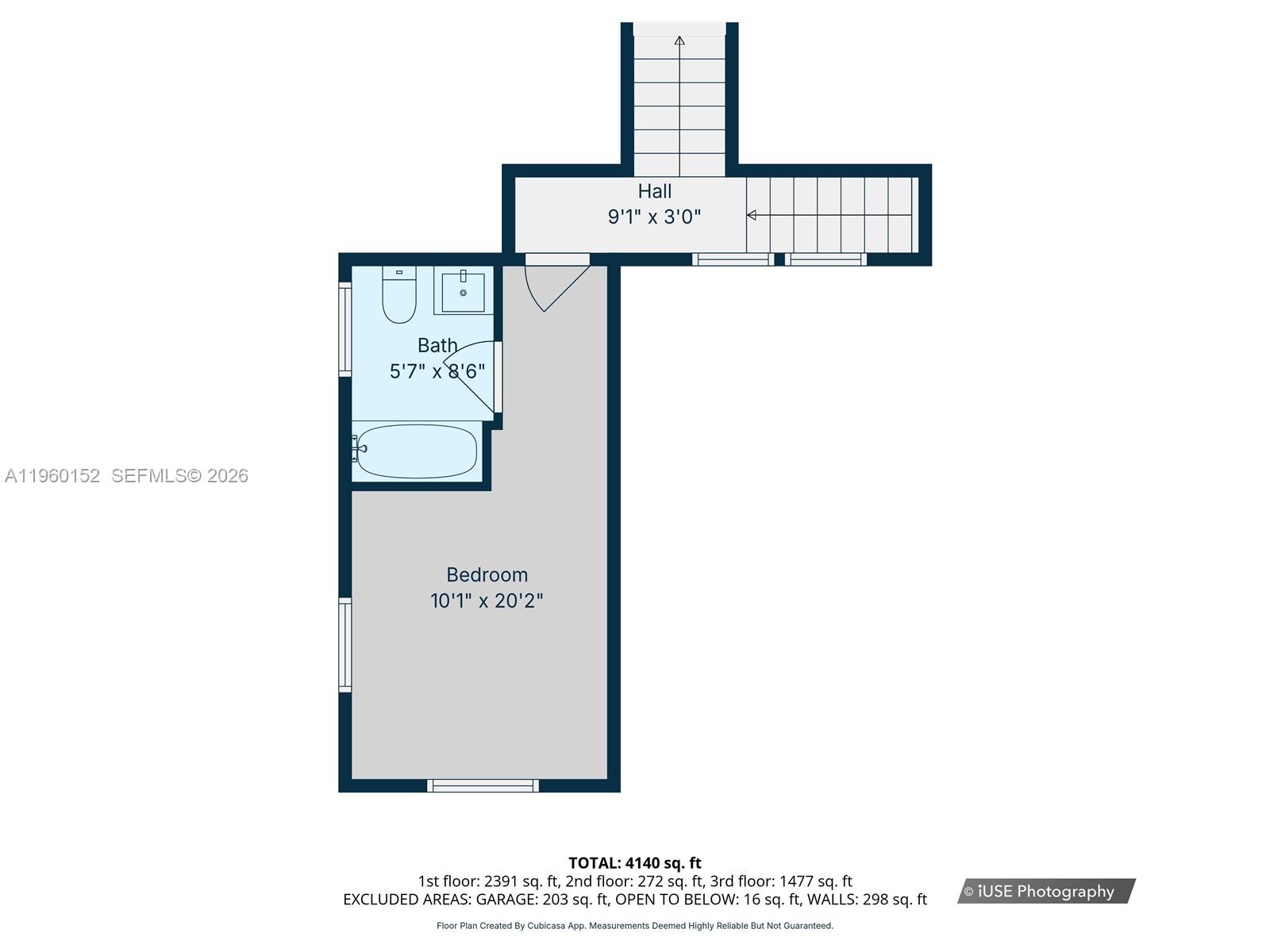 Photo of 520 Parkway (520), Golden Beach, Florida, 33160 - Middle Level