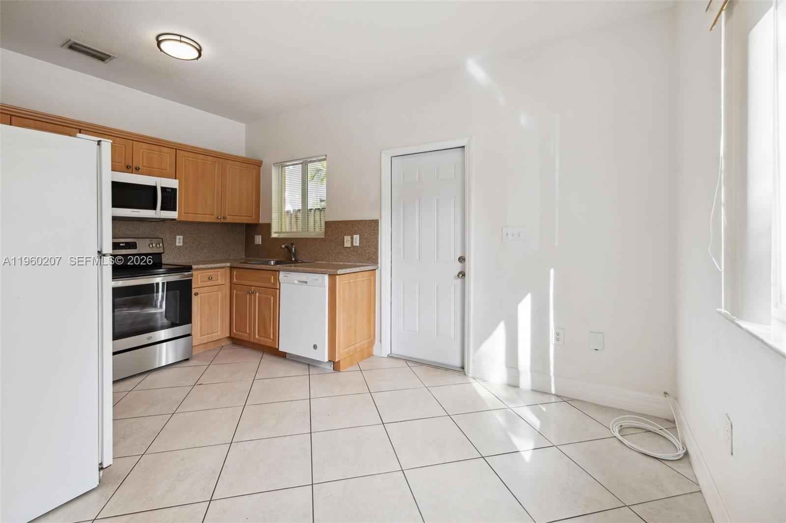 Подробнее / 1986 кв.футов $ 2026-02-05 0 Фото