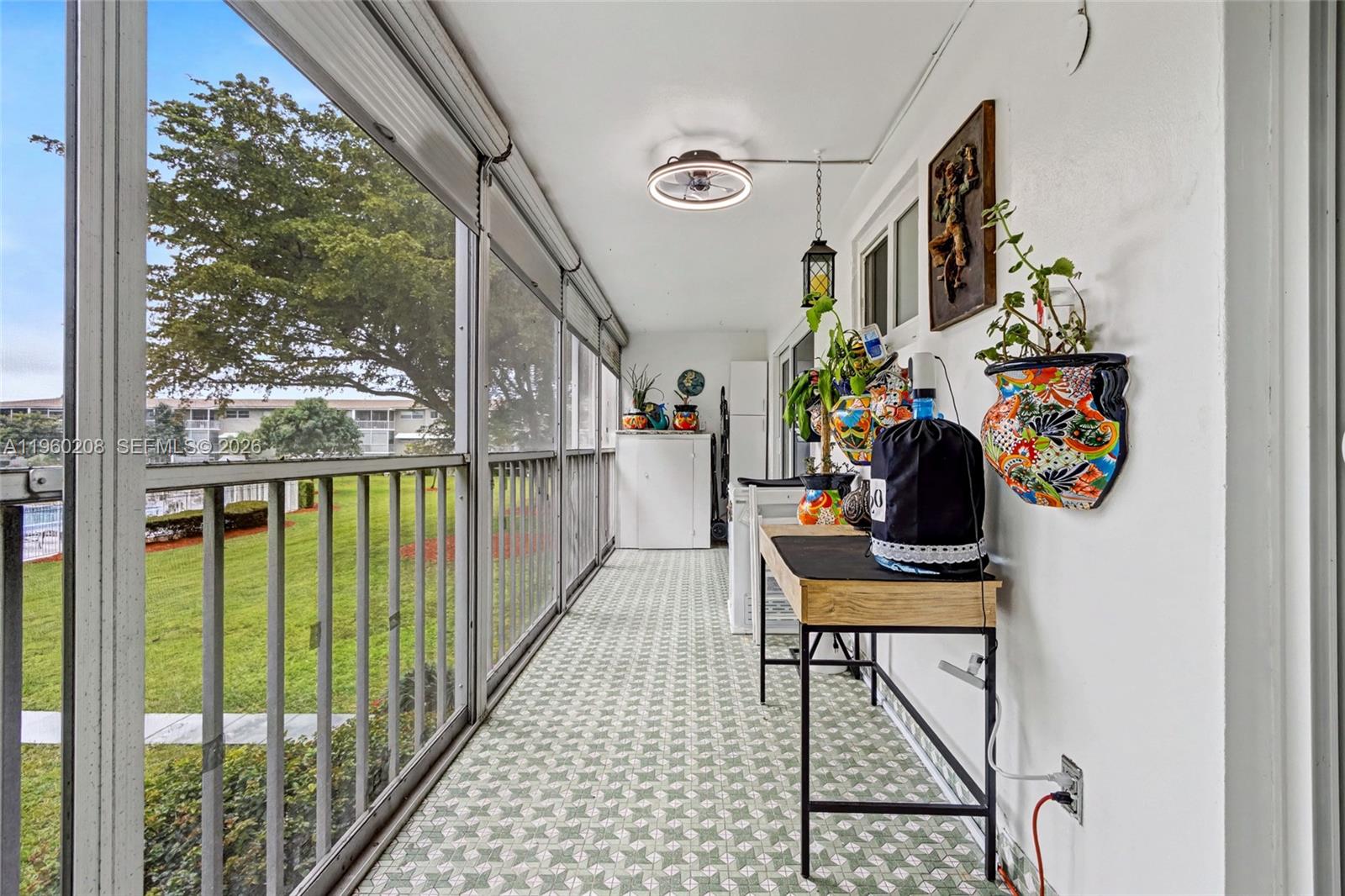 See details 207 2 / 2 992 sq. ft. $ 2026-02-05 0 Photo