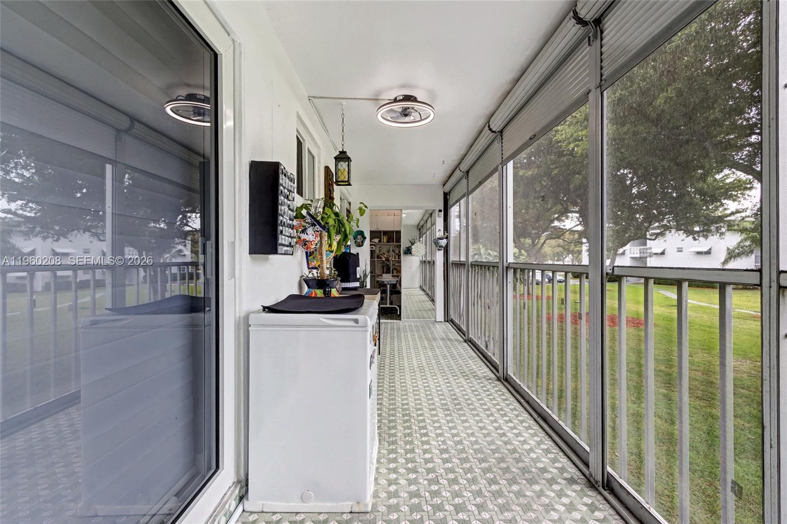 See details 207 2 / 2 992 sq. ft. $ 2026-02-05 0 Photo