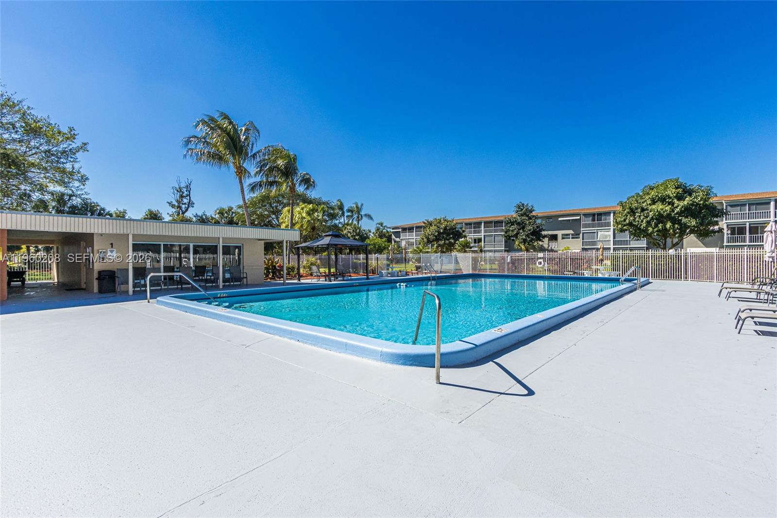 See details 207 2 / 2 992 sq. ft. $ 2026-02-05 0 Photo