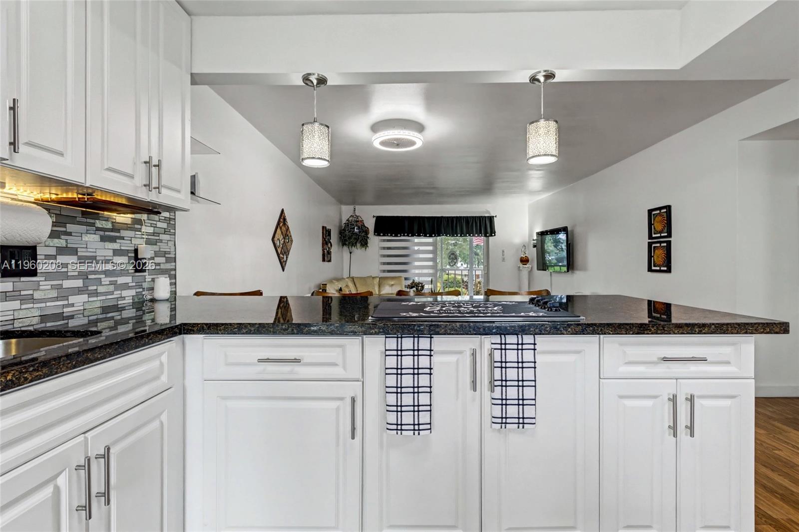 See details 207 2 / 2 992 sq. ft. $ 2026-02-05 0 Photo