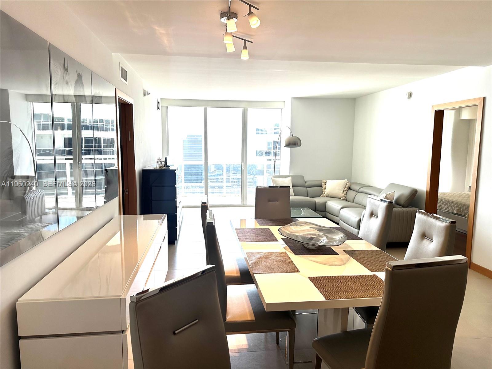 4404 3 / 3 1675 sq. ft. $ 2026-03-04 0 foto