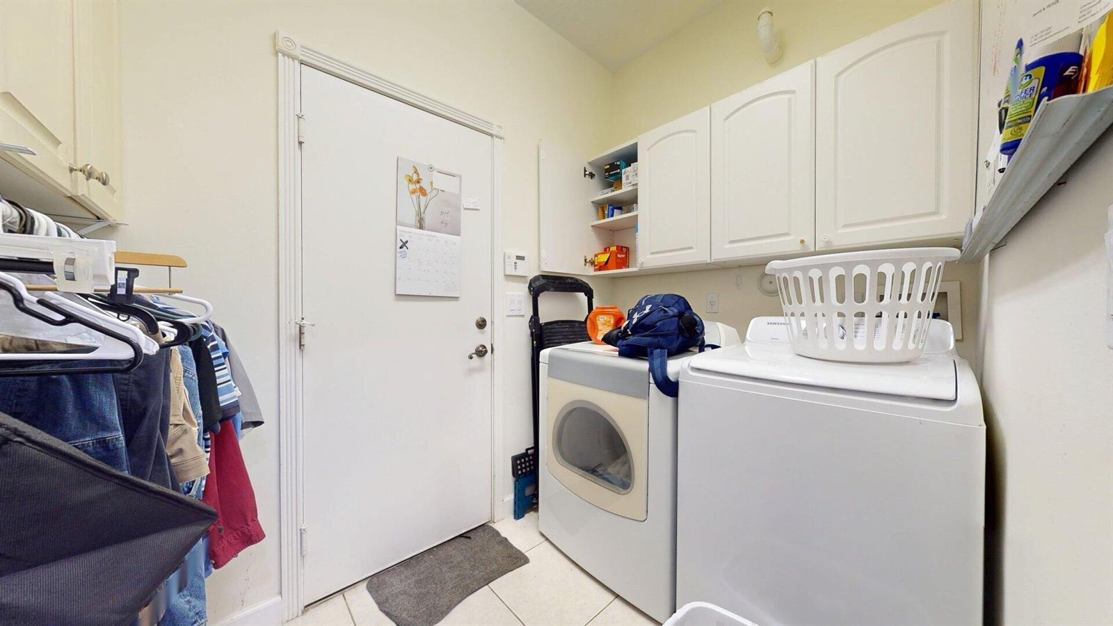 10072 3 / 2 1977 sq. ft. $ 2026-07-07 0 foto