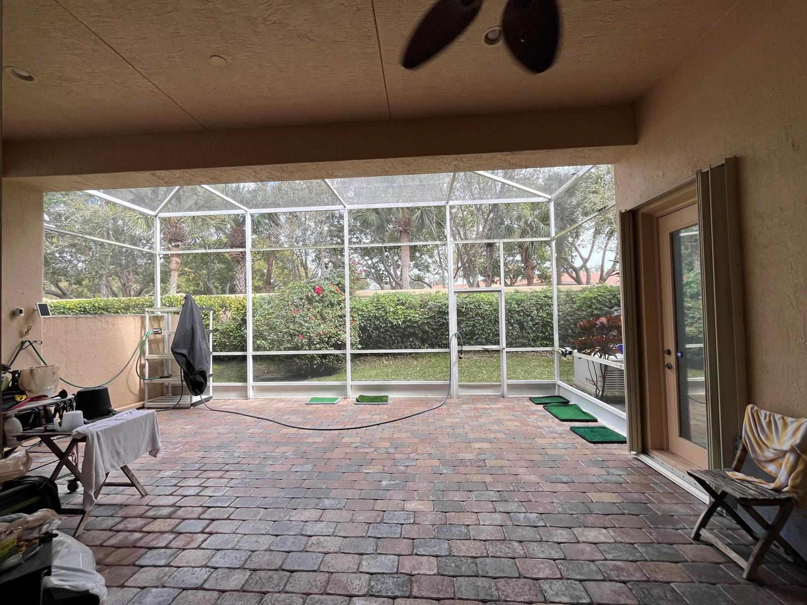 10072 3 / 2 1977 sq. ft. $ 2026-07-07 0 foto