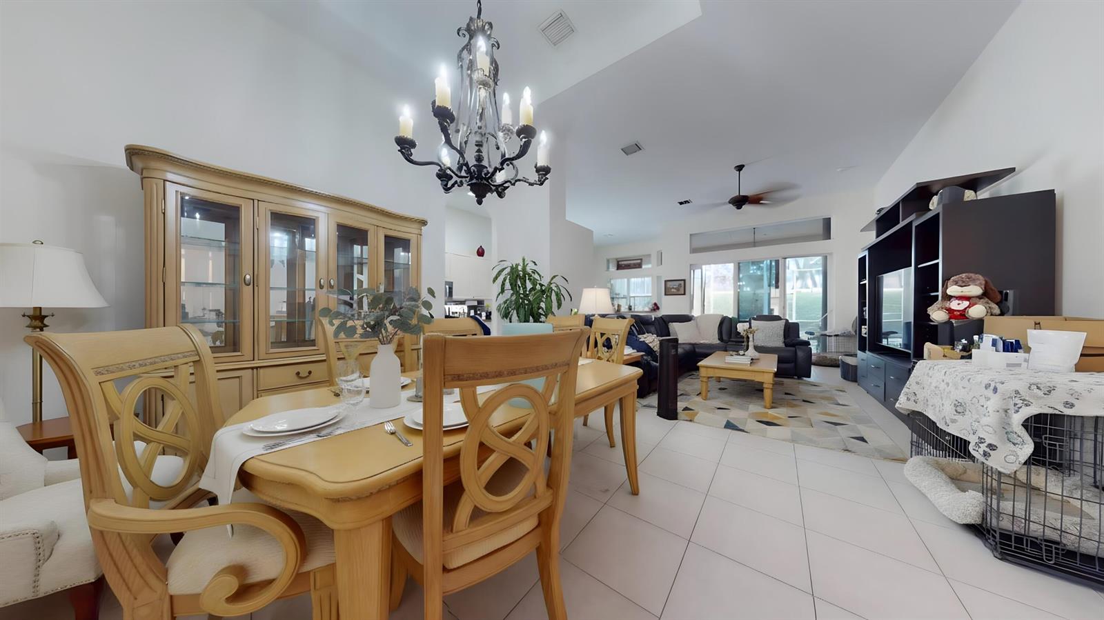 10072 3 / 2 1977 sq. ft. $ 2026-07-07 0 foto