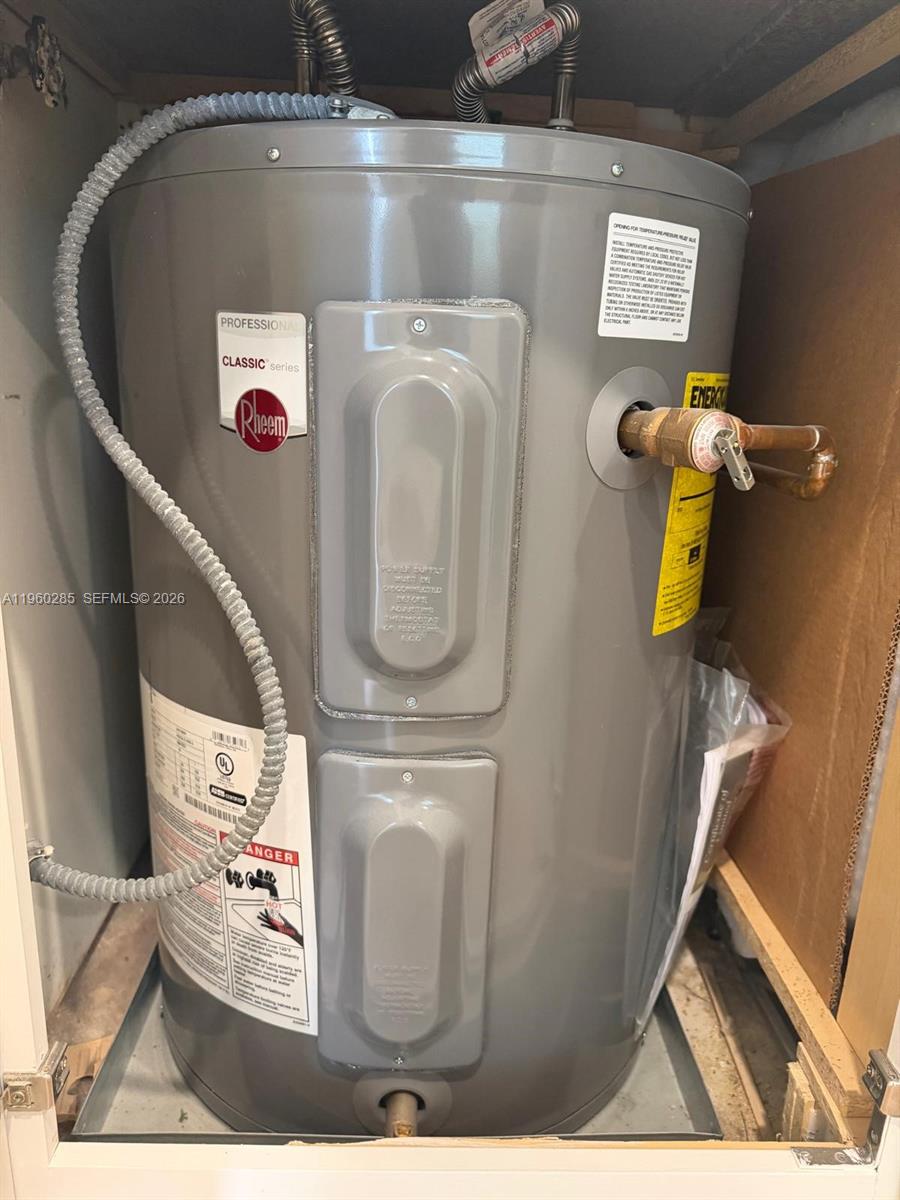 505 1 / 2  sq. ft. $ 2026-02-09 0 foto