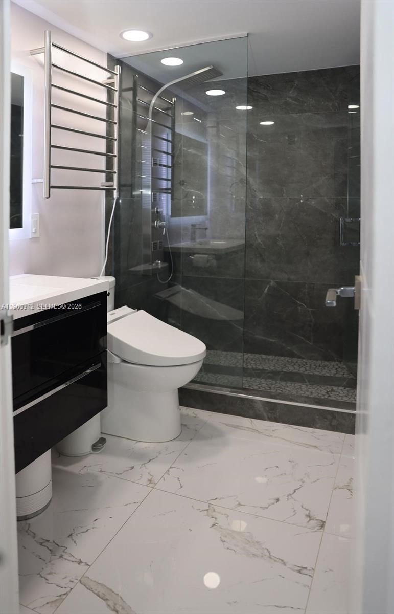 Photo of 3001 Ocean Dr  #1131, Hollywood, Florida, 33019 - 