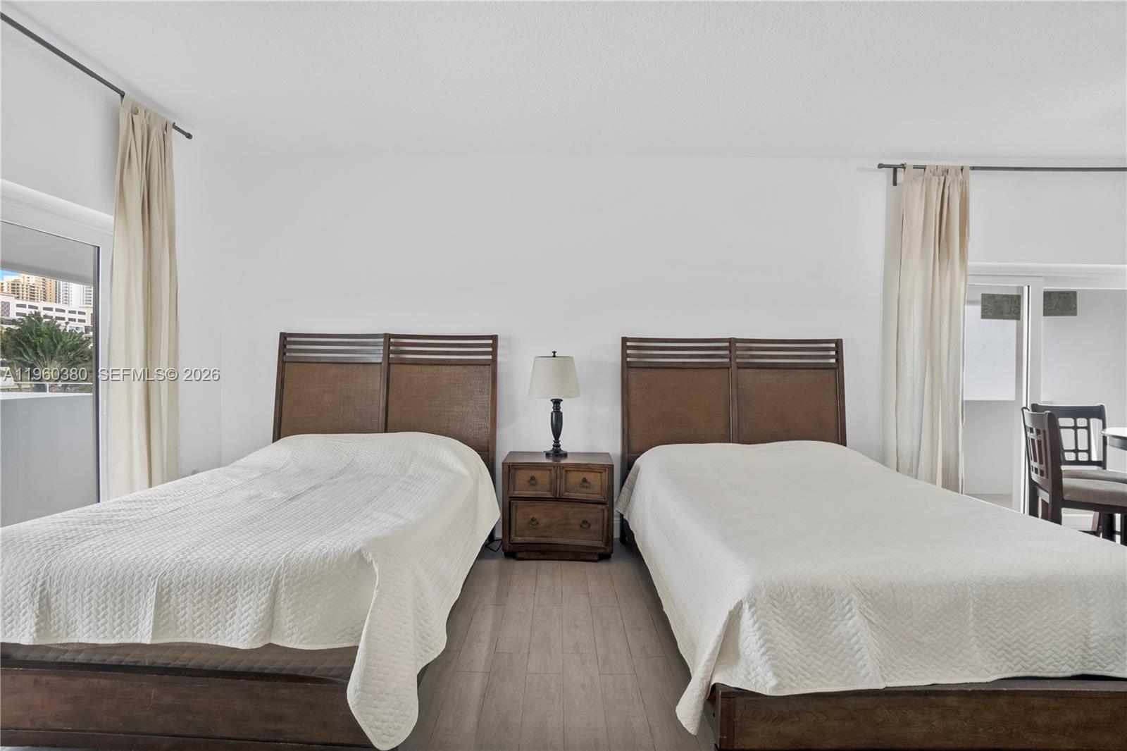 Ver detalles 125 0 / 1 598 sq. ft. $ 2026-02-06 0 foto