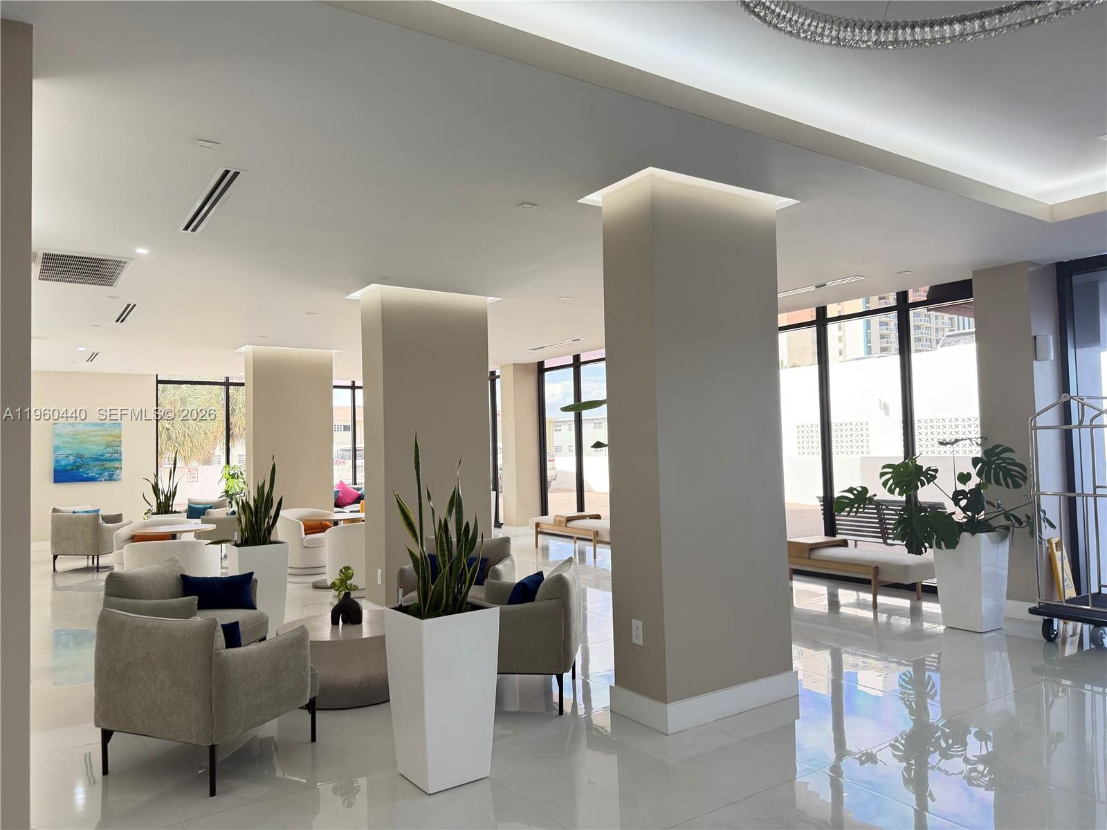 Photo of 2401 Ocean Dr  #606, Hollywood, Florida, 33019 - 