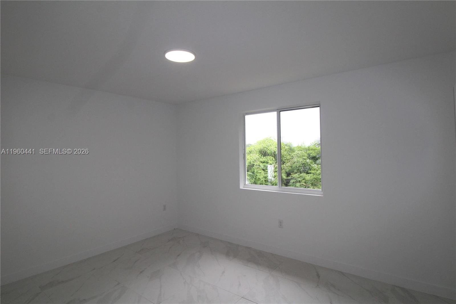 See details / 3408 sq. ft. $ 2026-08-06 0 Photo