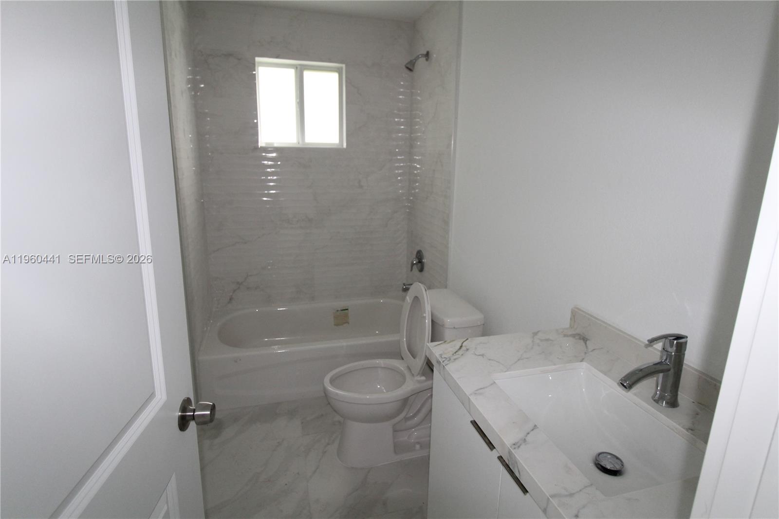 See details / 3408 sq. ft. $ 2026-08-06 0 Photo