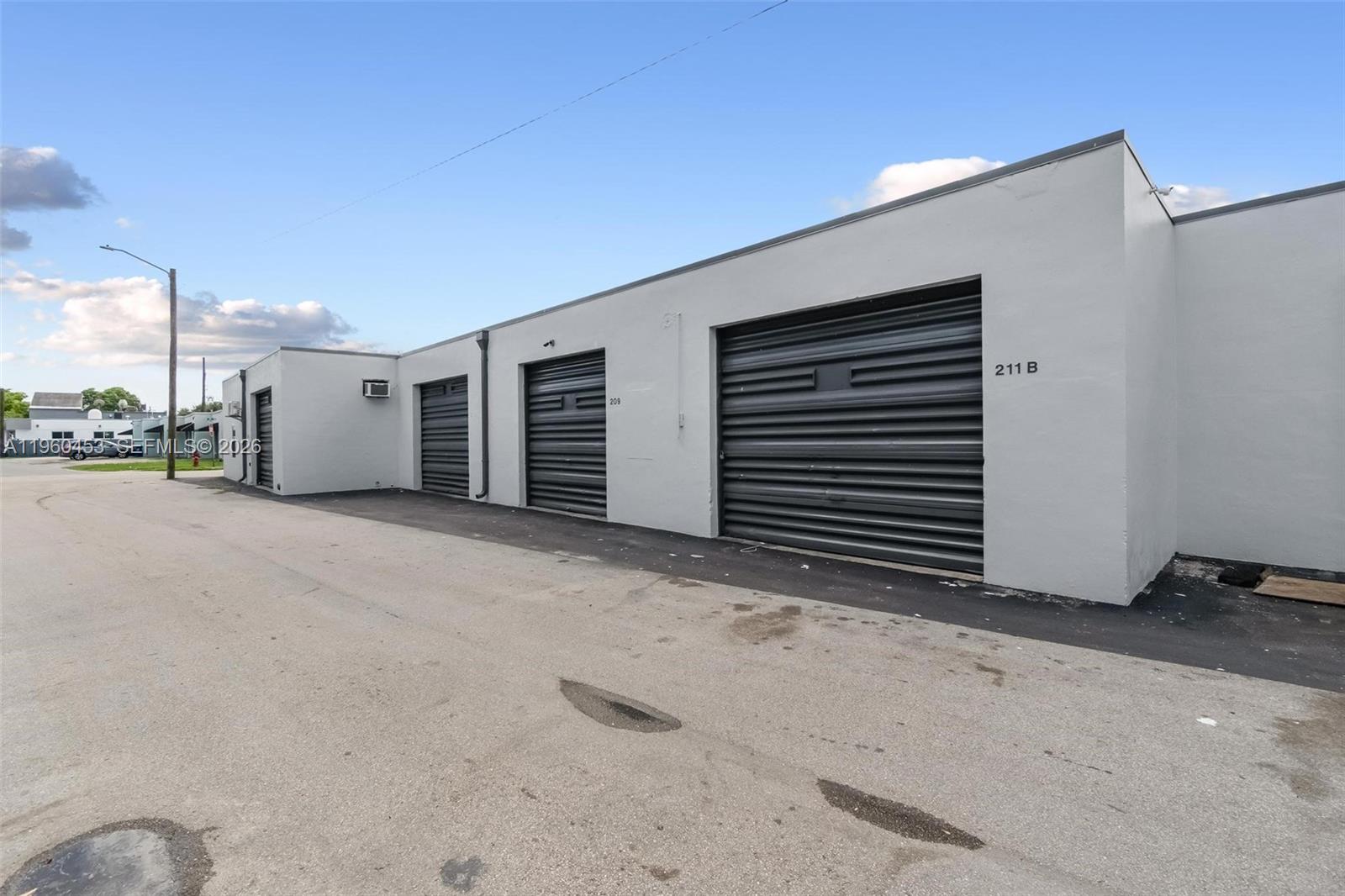   /   sq. ft. $ 2026-02-06 0 Photo