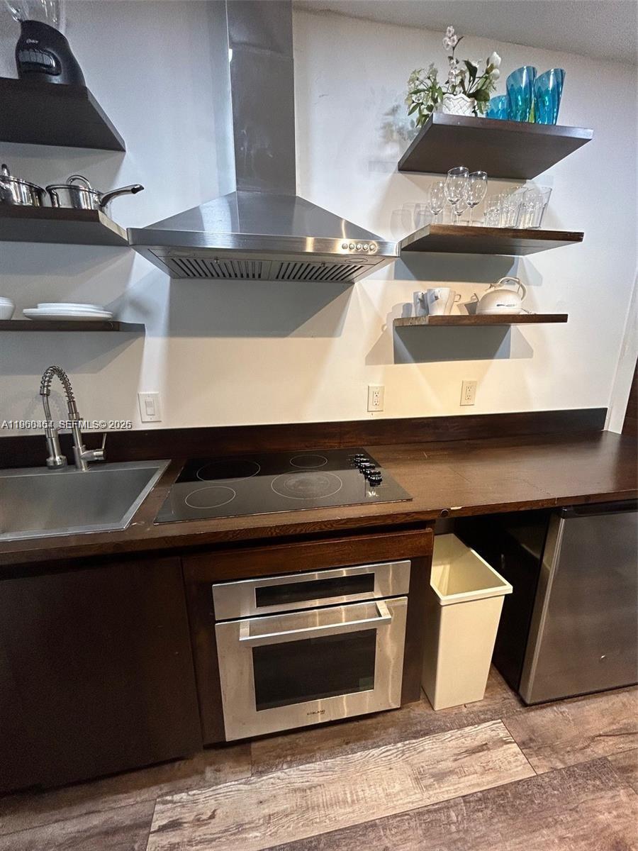 1531 6 / 5 3918 sq. ft. $ 2026-02-06 0 Photo