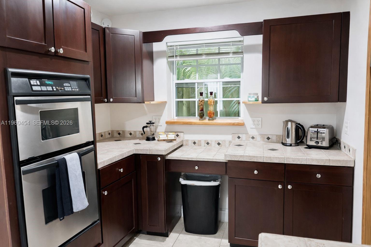 1531 6 / 5 3918 sq. ft. $ 2026-04-10 0 Photo