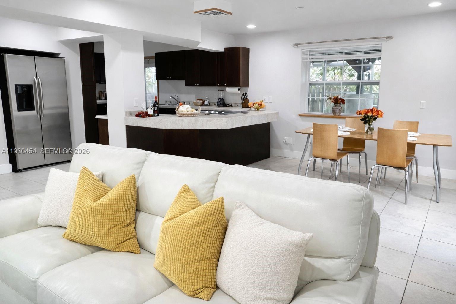 1531 6 / 5 3918 sq. ft. $ 2026-04-10 0 Photo