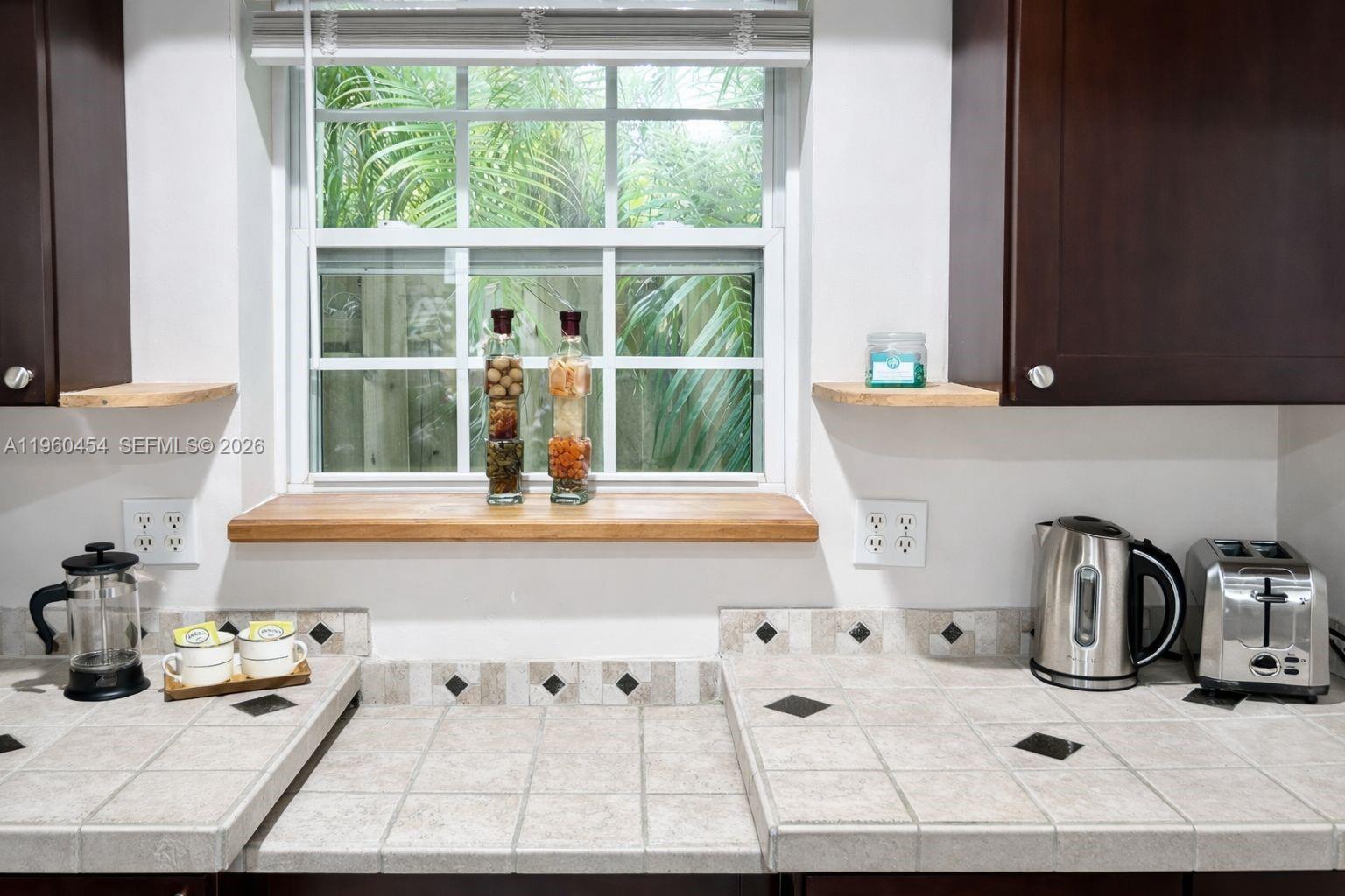 1531 6 / 5 3918 sq. ft. $ 2026-04-10 0 Photo