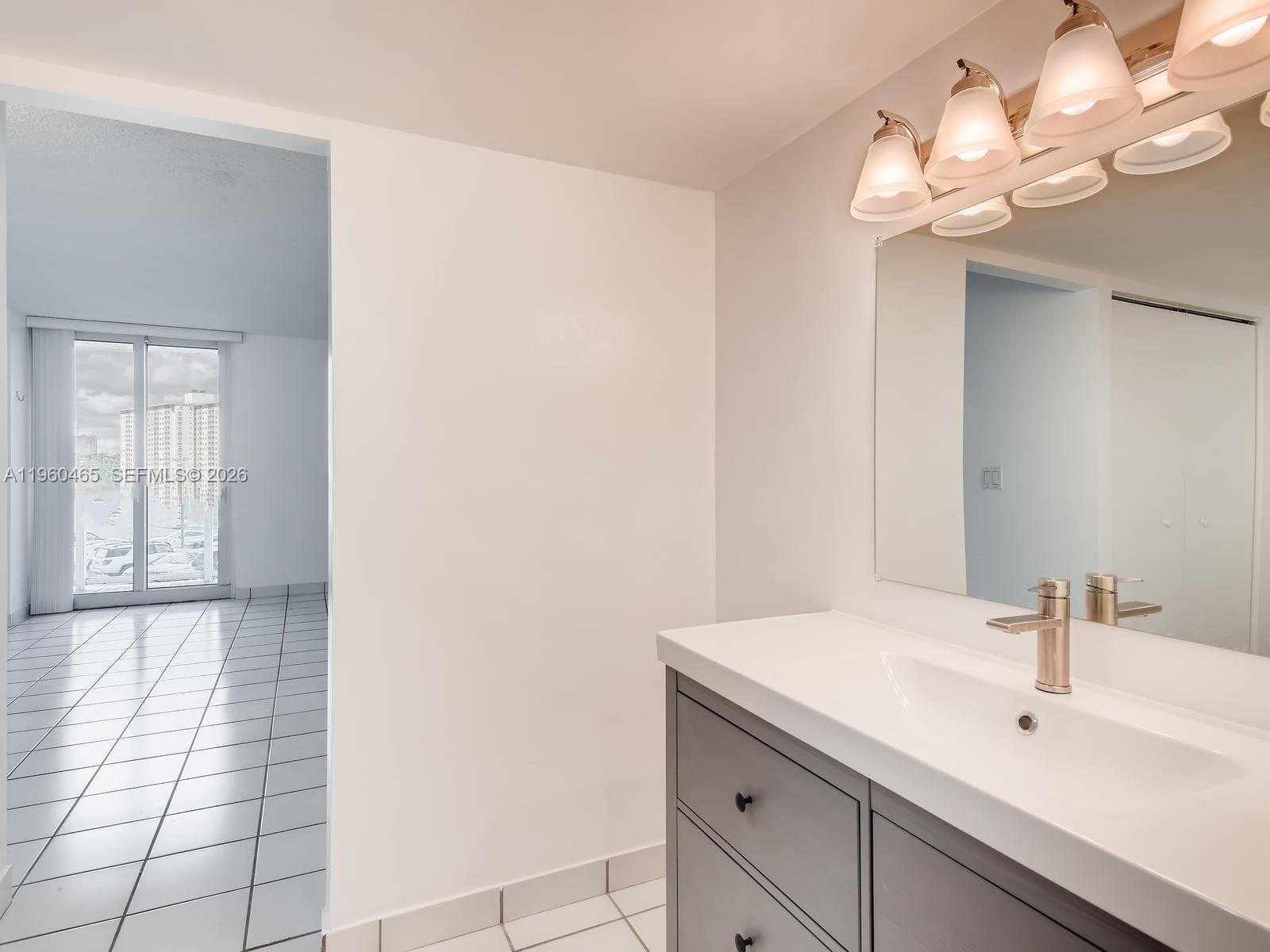 401 2 / 2 1357 кв.футов $ 2026-02-06 0 Фото