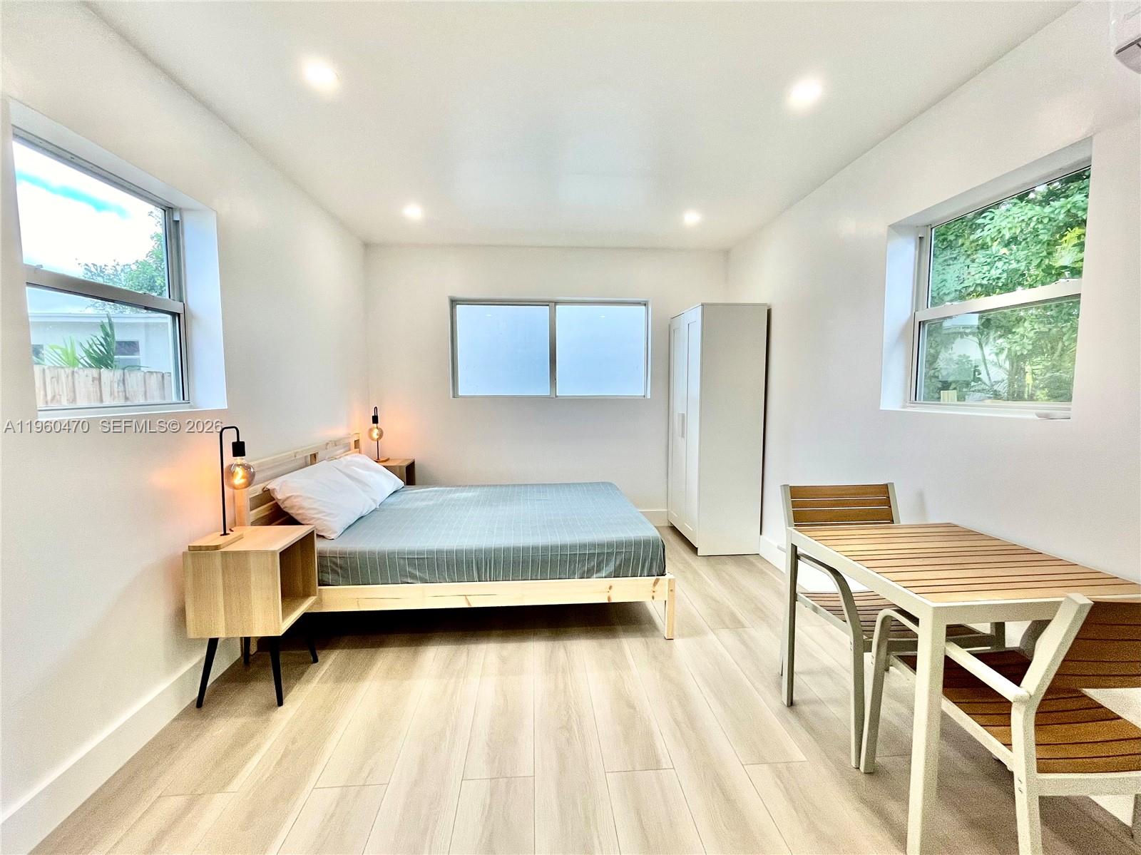   /   sq. ft. $ 2026-02-06 0 Photo