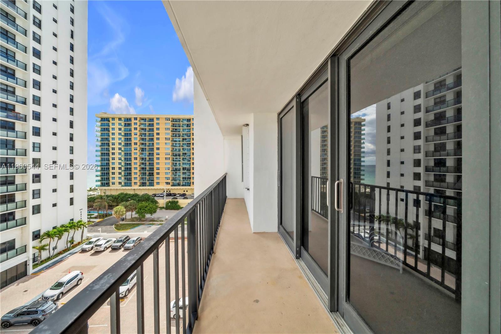 Photo of 2401 Ocean Dr  #702, Hollywood, Florida, 33019 - 