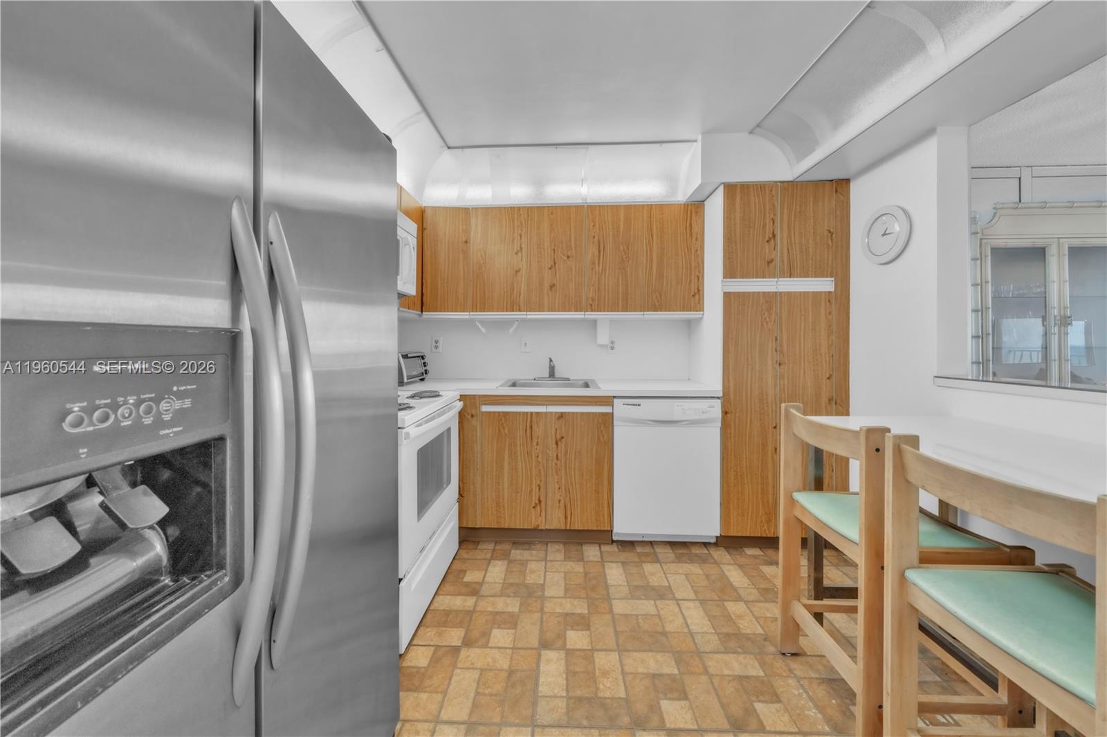 Photo of 2401 Ocean Dr  #702, Hollywood, Florida, 33019 - 