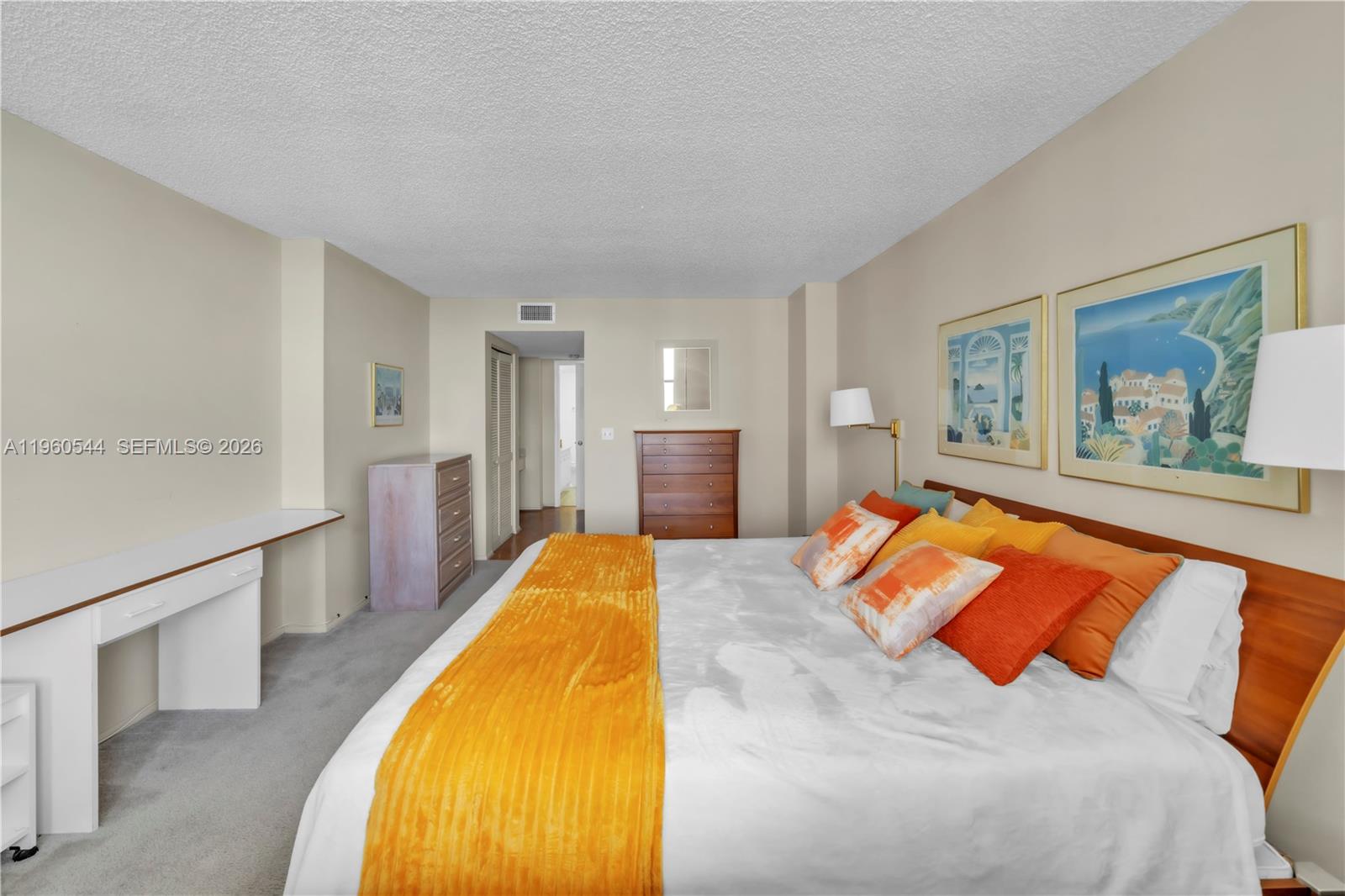 Photo of 2401 Ocean Dr  #702, Hollywood, Florida, 33019 - 