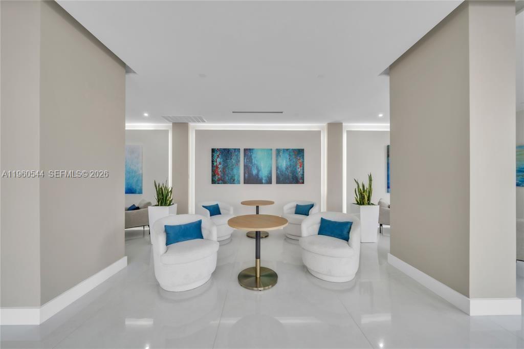 Photo of 2401 Ocean Dr  #702, Hollywood, Florida, 33019 - 