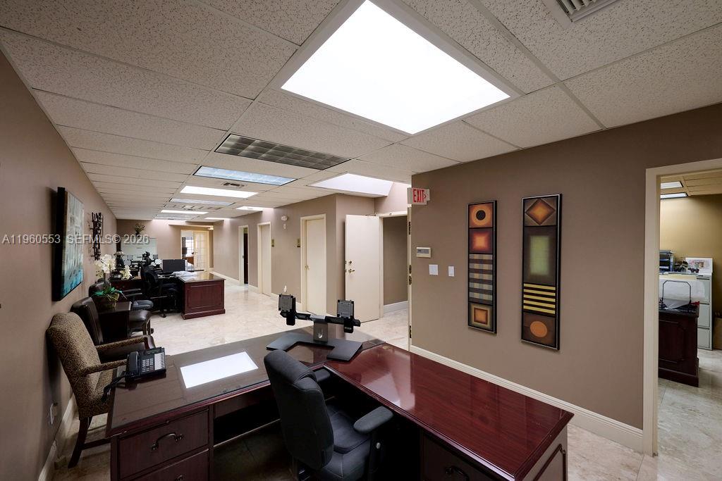   /   sq. ft. $ 2026-02-06 0 foto