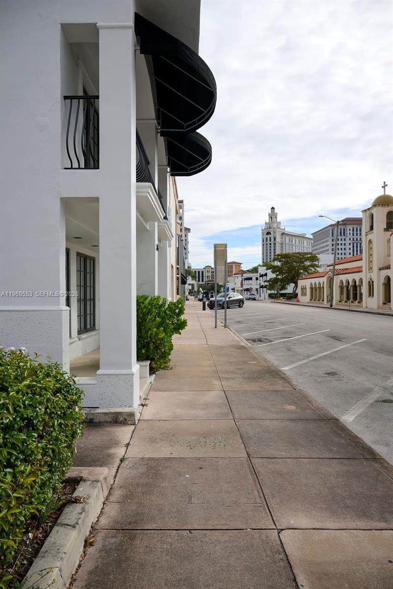   /   sq. ft. $ 2026-02-06 0 foto