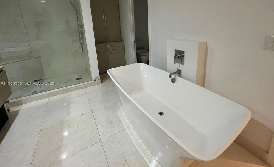 Photo of 17301 Biscayne Blvd #206, North Miami Beach, Florida, 33160 -