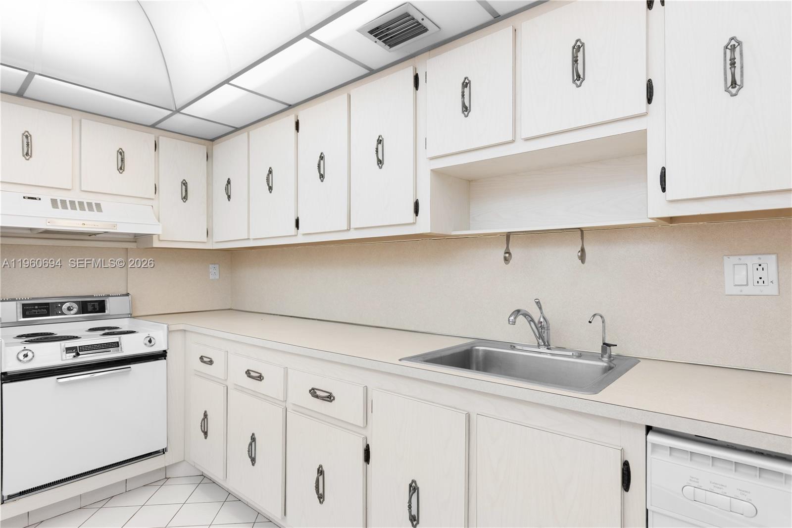 Photo of 600 Three Islands Blvd  #411, Hallandale Beach, Florida, 33009 - 