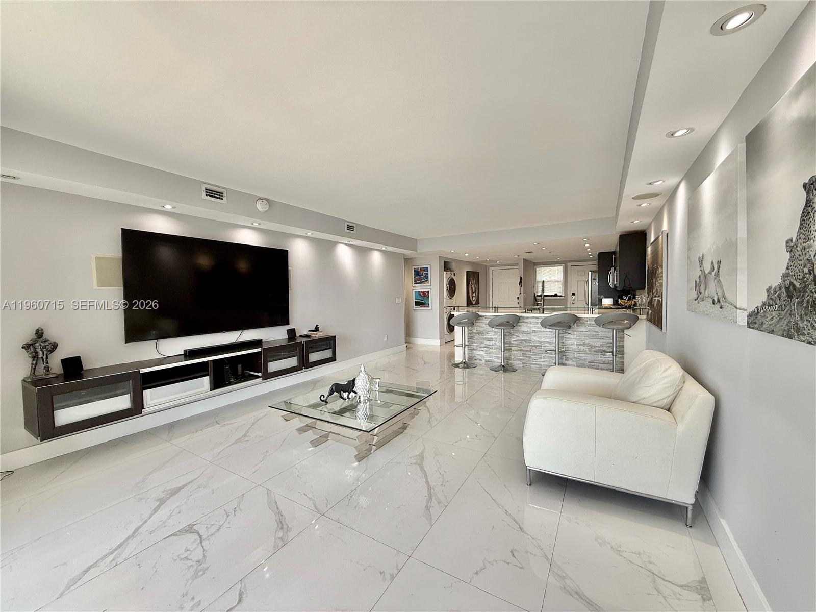 717-1 2 / 2 1315 sq. ft. $ 2026-02-06 0 Photo