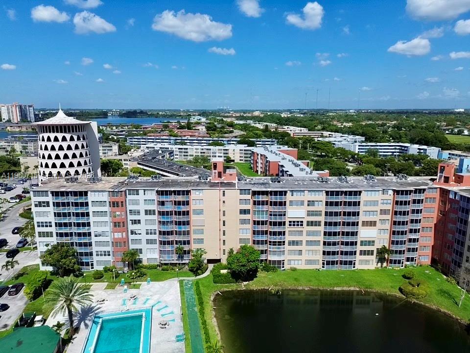 717-1 2 / 2 1315 sq. ft. $ 2026-02-06 0 Photo