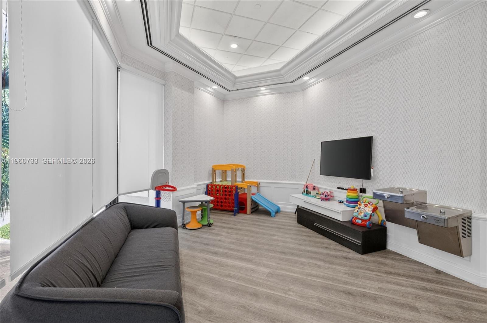 1109 3 / 3 2630 sq. ft. $ 2026-02-06 0 Photo