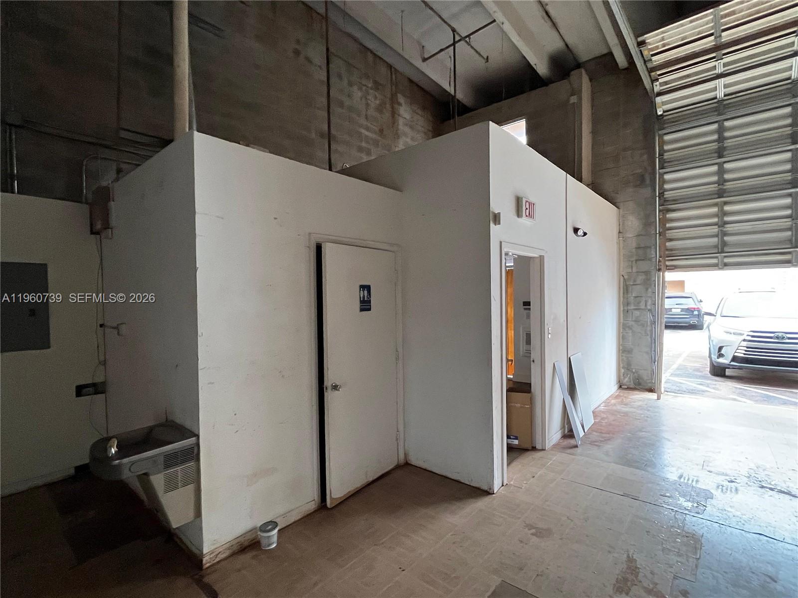 203  /   sq. ft. $ 2026-02-06 0 Photo