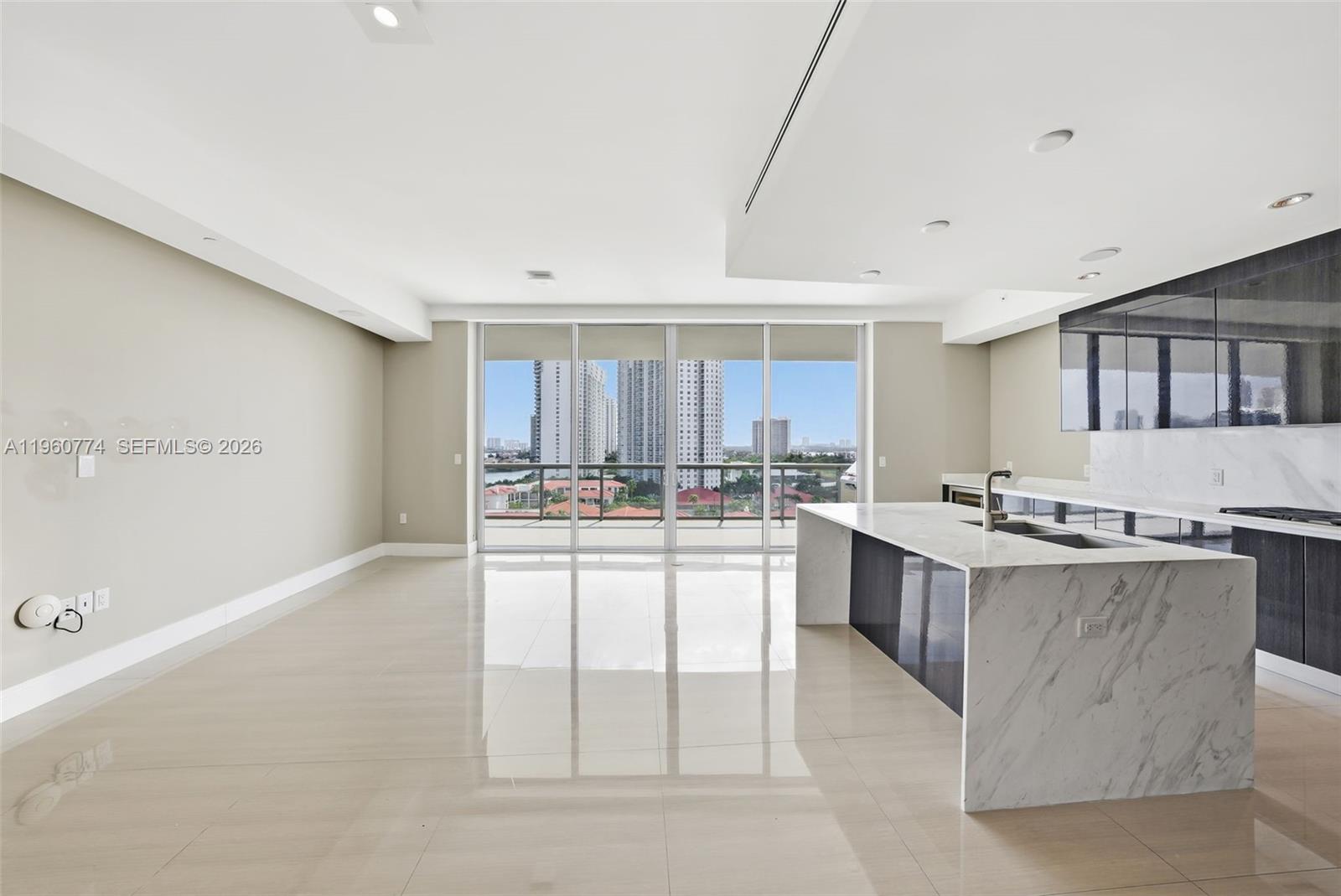 Photo of 3250 188th St  #906, Aventura, Florida, 33180 - 