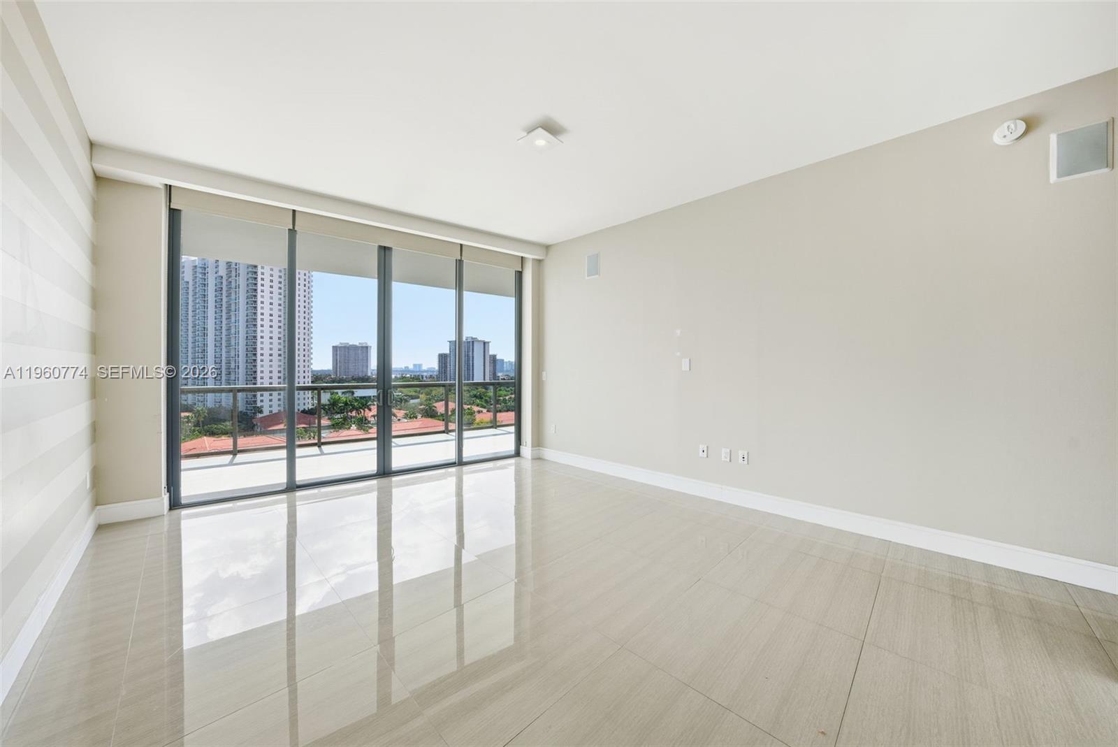 Photo of 3250 188th St  #906, Aventura, Florida, 33180 - 