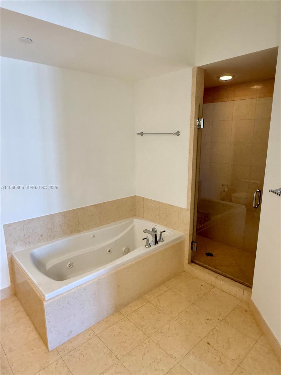 Photo of 19900 Country Club Dr  #TS03, Aventura, Florida, 33180 - 