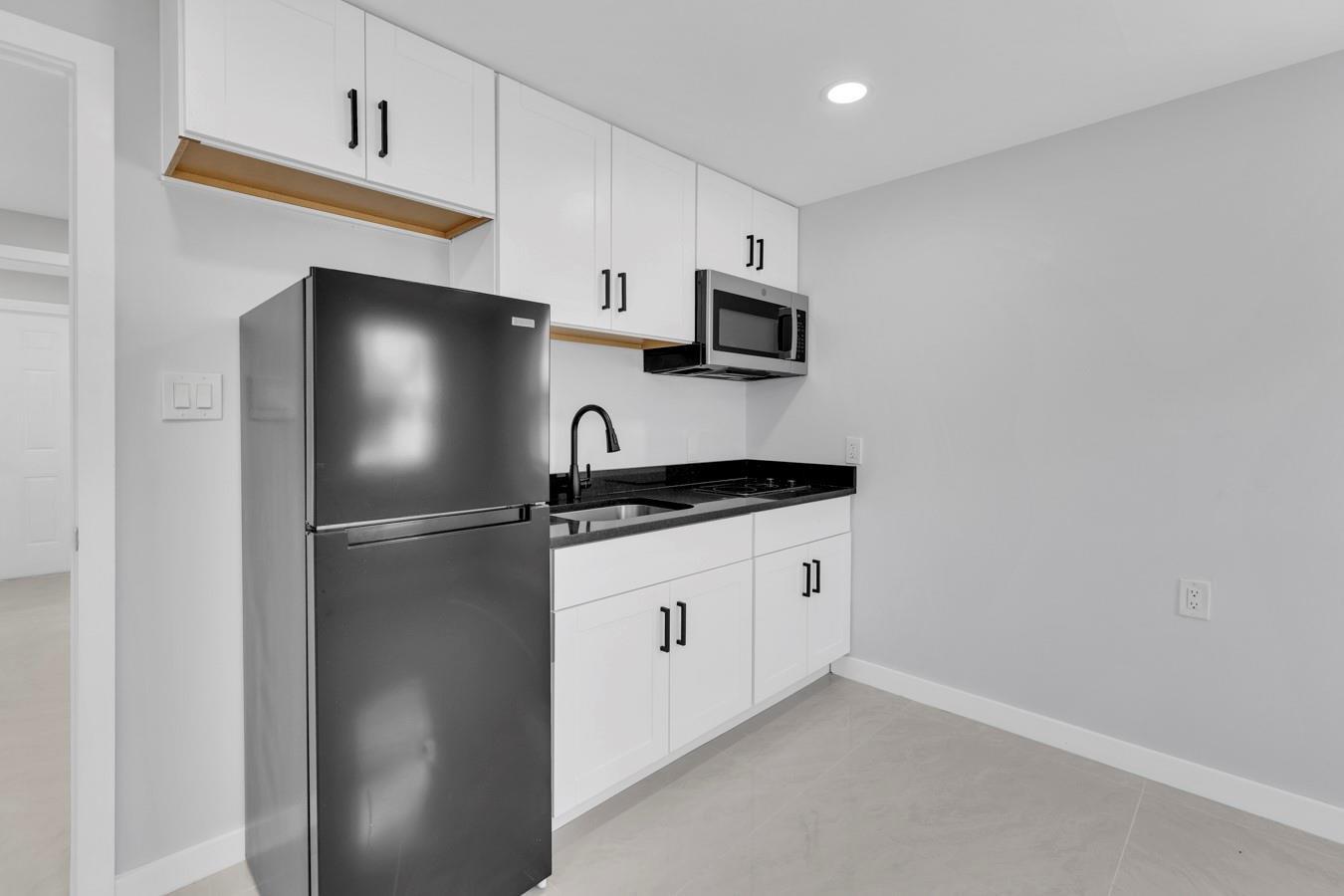   / 0 1296 sq. ft. $ 2026-04-15 0 foto