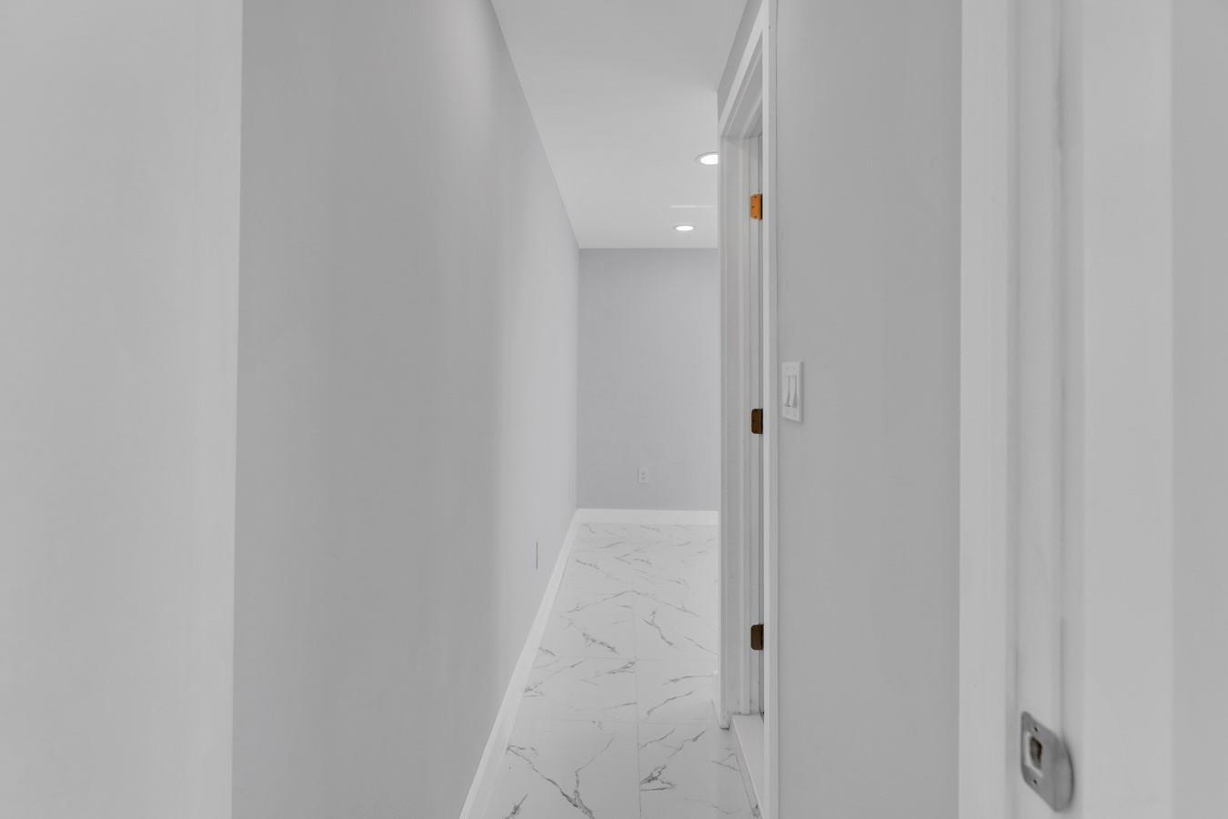   / 0 1296 sq. ft. $ 2026-04-15 0 foto