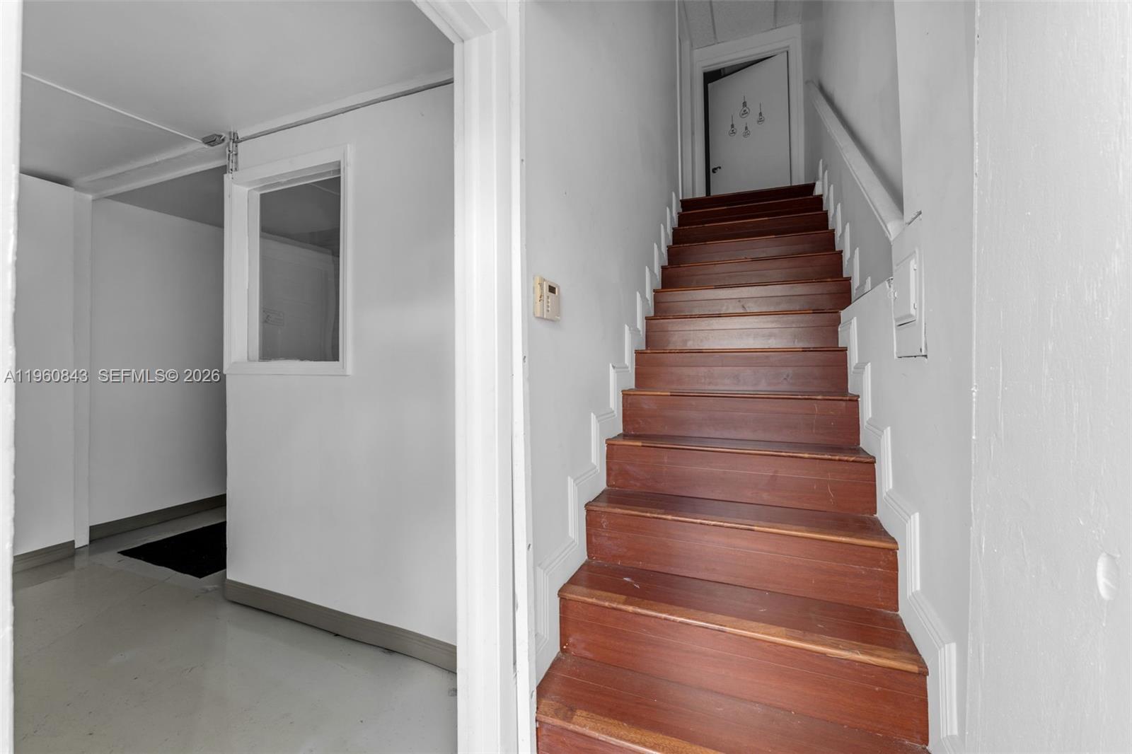 322  /   sq. ft. $ 2026-02-12 0 Photo